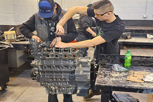 Diesel Technologies Students