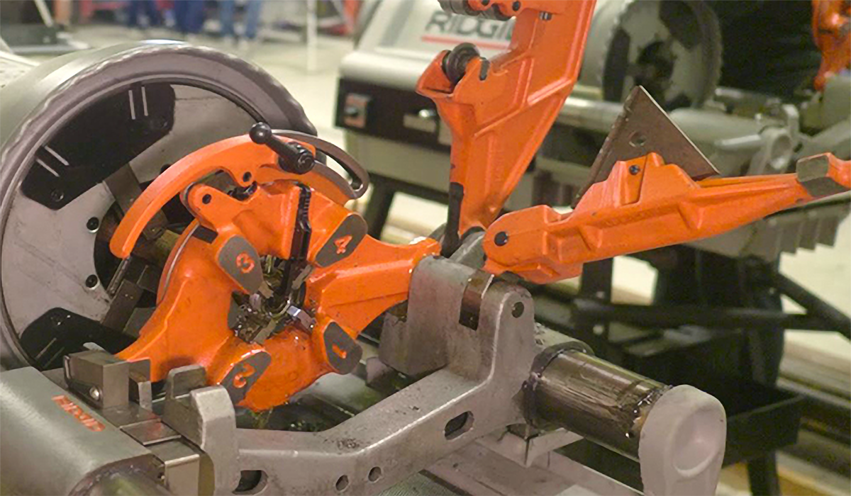 AAS in Industrial Maintenance